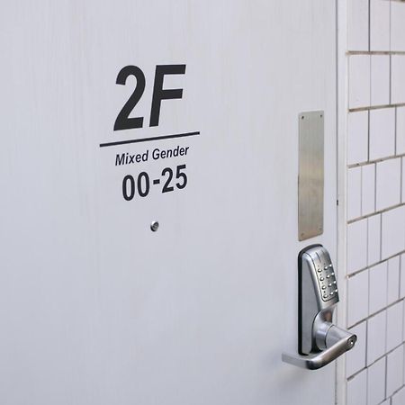 Almond Hostel & Cafe Shibuya Токио Экстерьер фото