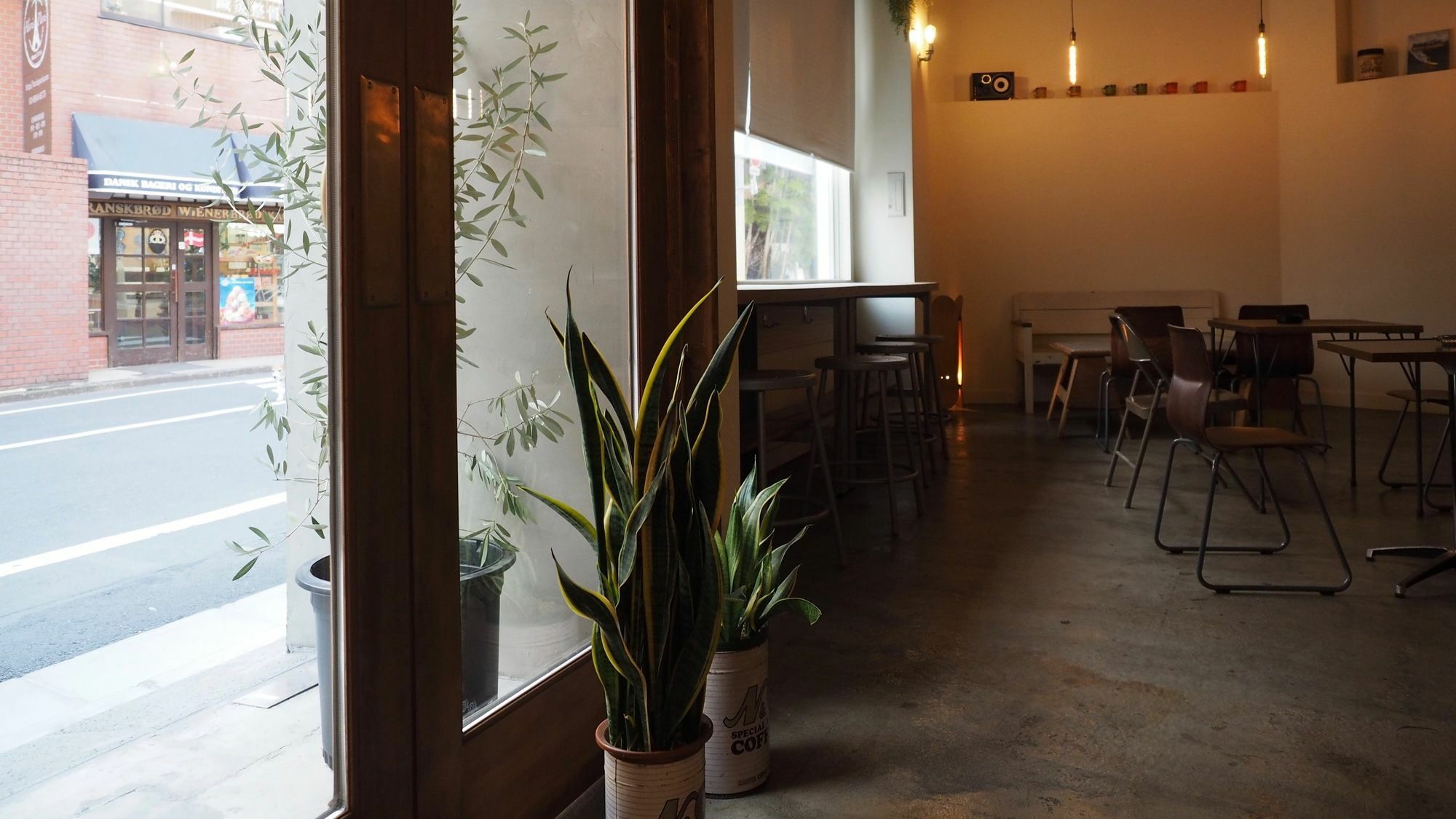 Almond Hostel & Cafe Shibuya Токио Экстерьер фото