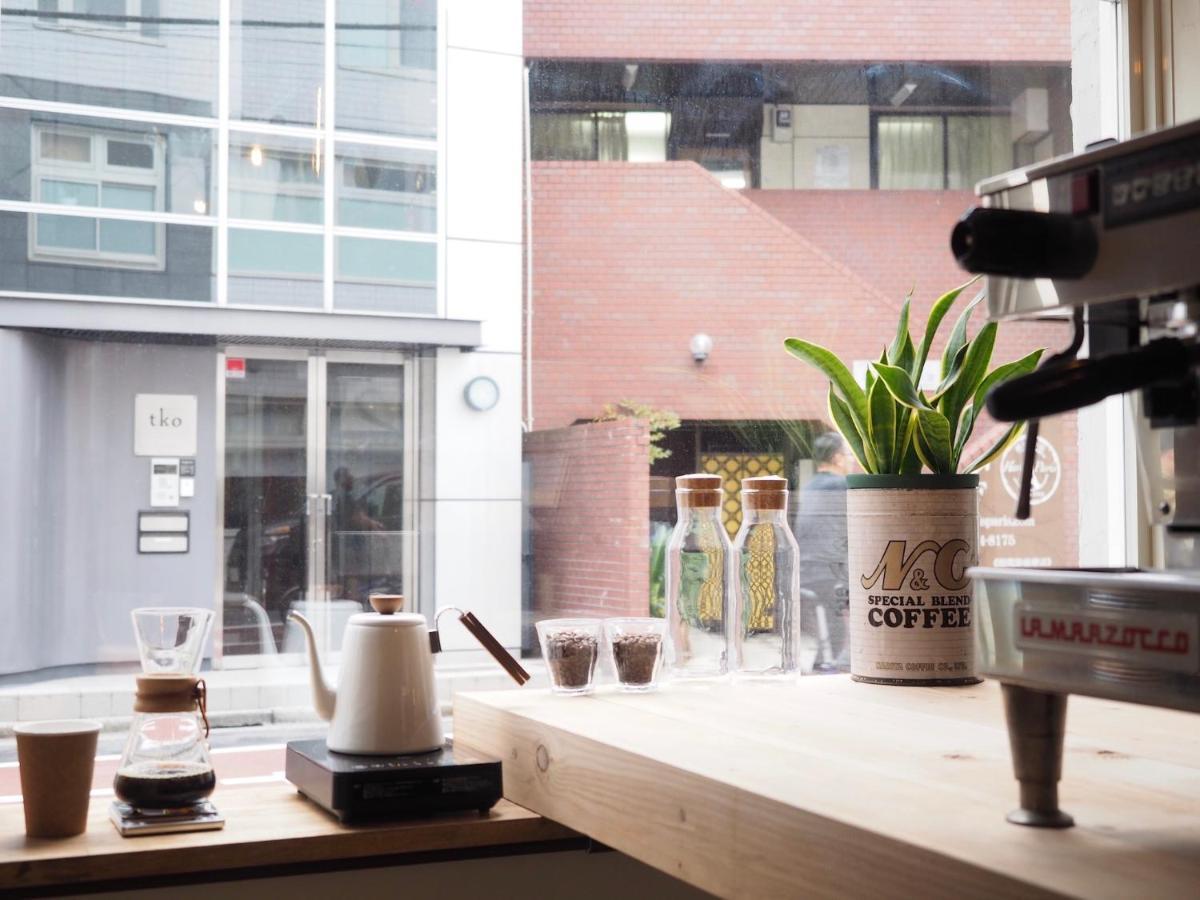 Almond Hostel & Cafe Shibuya Токио Экстерьер фото